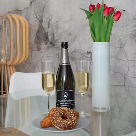 Elegant Stylish Modern Downtown Home Next 2 Danube Budapest Ngoại thất bức ảnh