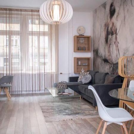 Elegant Stylish Modern Downtown Home Next 2 Danube Budapest Ngoại thất bức ảnh