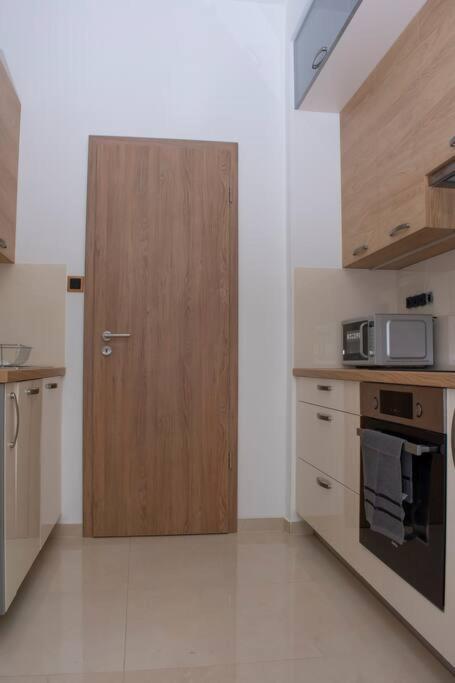 Elegant Stylish Modern Downtown Home Next 2 Danube Budapest Ngoại thất bức ảnh