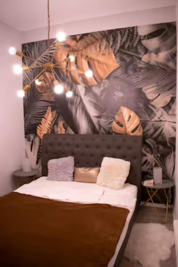 Elegant Stylish Modern Downtown Home Next 2 Danube Budapest Ngoại thất bức ảnh