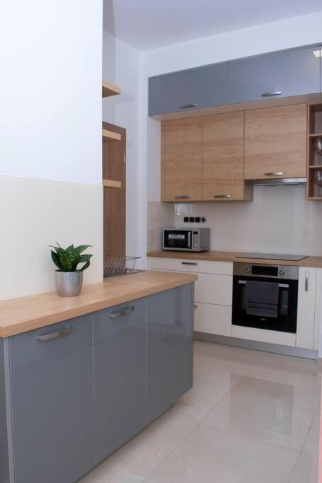 Elegant Stylish Modern Downtown Home Next 2 Danube Budapest Ngoại thất bức ảnh